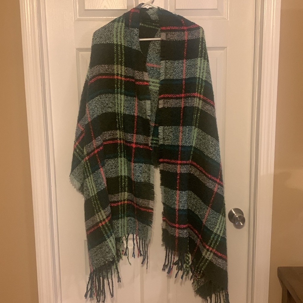 Wild fable scarf
